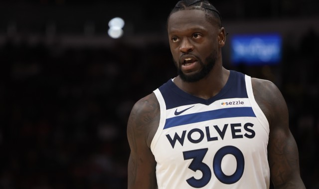 开云体育-兰德尔出战23分钟 15中7&amp;三分6中1拿18分7板2助 出现6失误