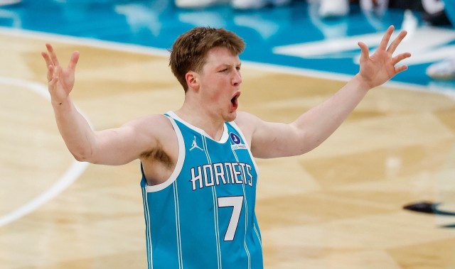 开云体育-NBA彩经：魔术负骑士 尼克斯击退鹈鹕 太阳难敌掘金 国王惨败黄蜂