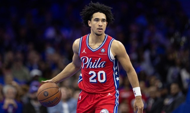 NBA交易截止日汇总：5笔重磅交易全回顾，哈登4年4次被交易